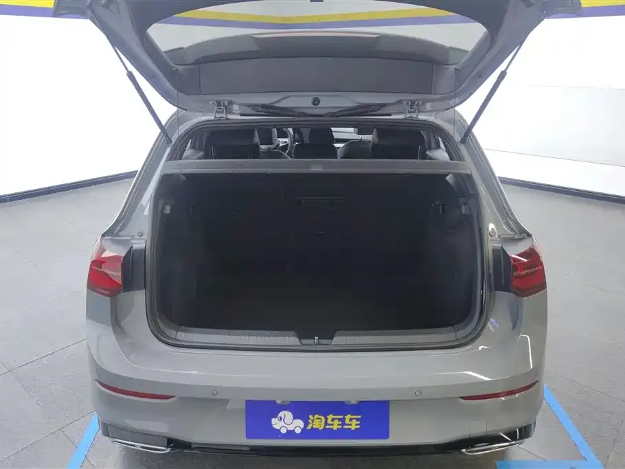 Volkswagen Golf 2022 из CN, фото 3