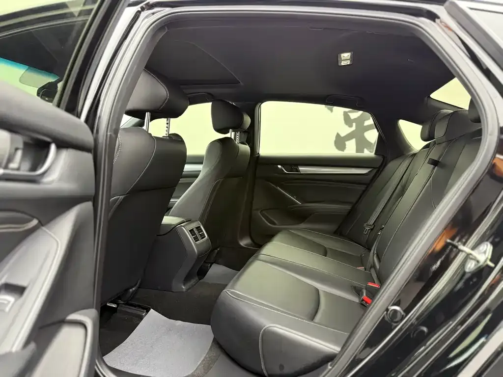 Honda Inspire 2022 из CN, фото 10