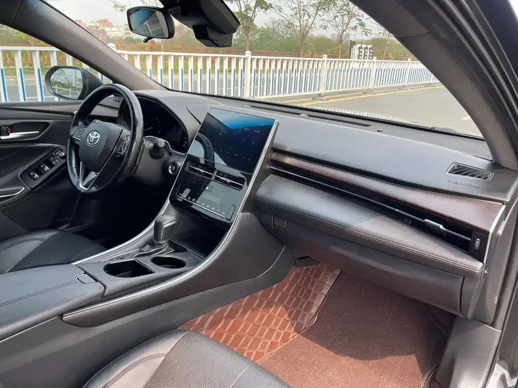Toyota Avalon 2023 из CN, фото 10