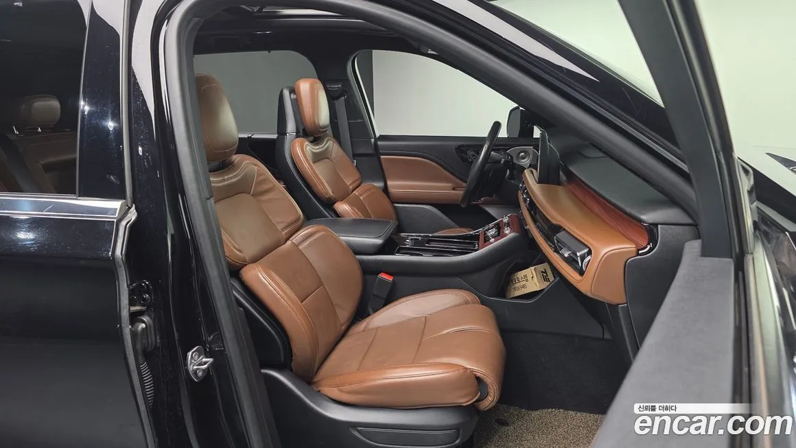 Lincoln Aviator 2021 из KR, фото 6