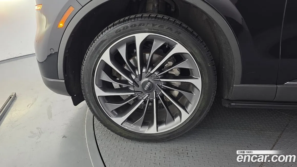 Lincoln Aviator 2021 из KR, фото 8