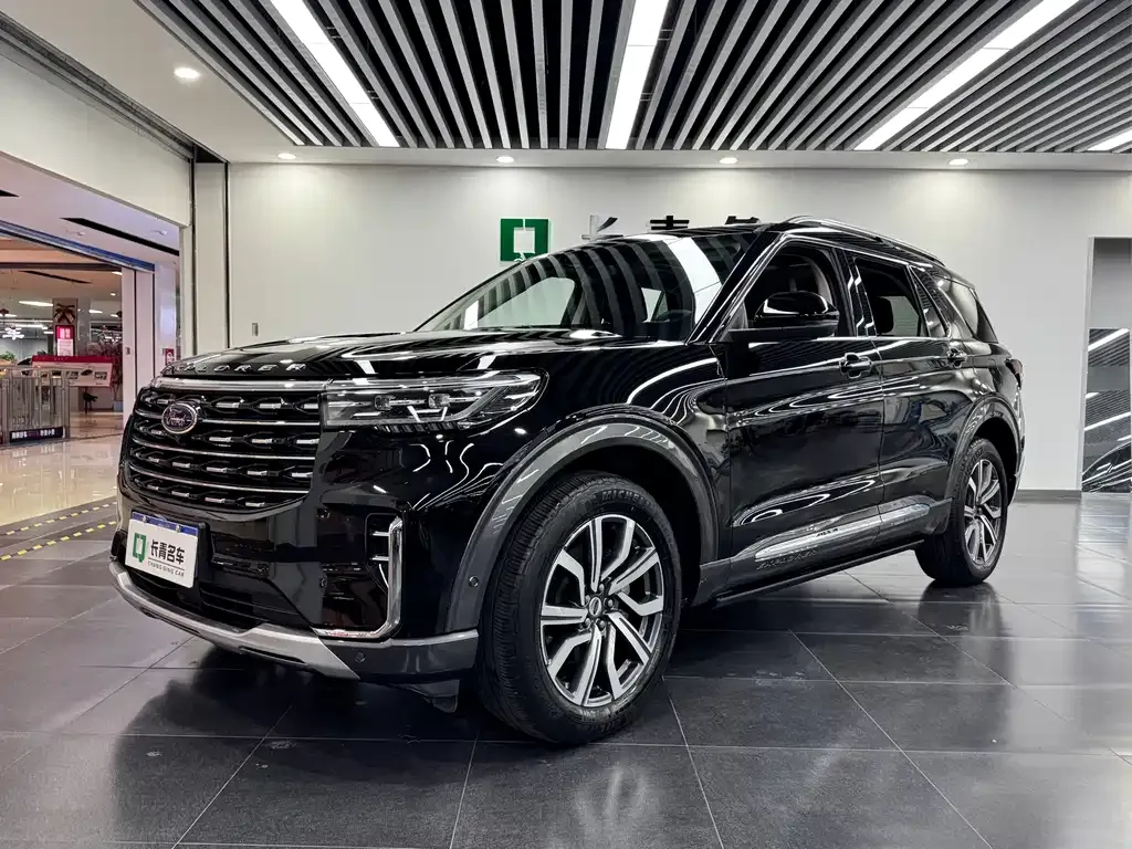 Ford Explorer 2023 из CN, фото 1