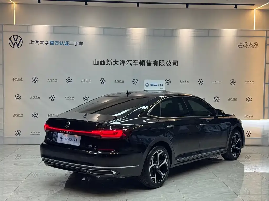 Volkswagen Passat — фото 6