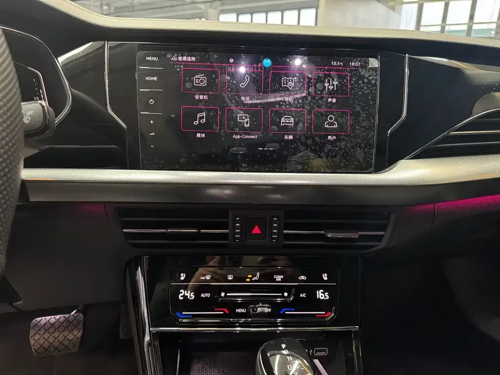 Volkswagen Passat — фото 9