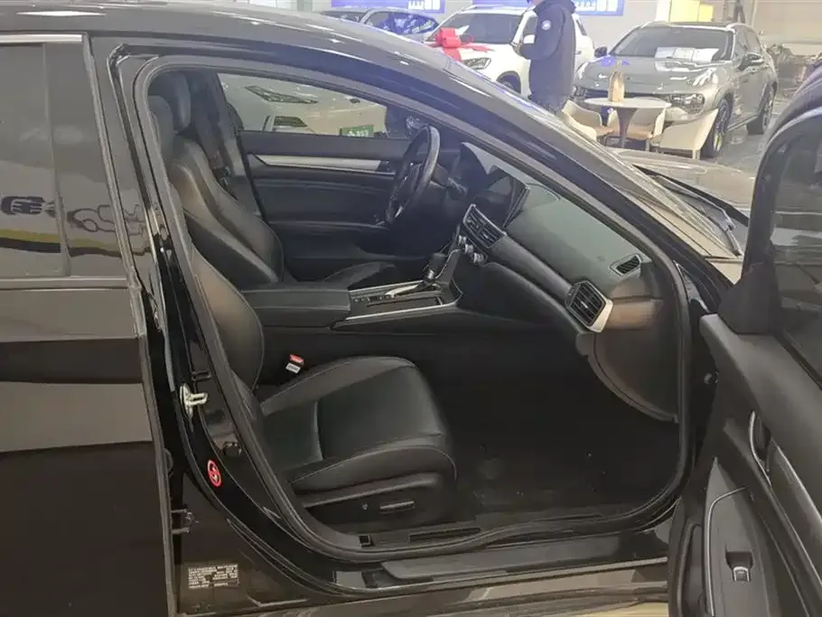 Honda Inspire — фото 4