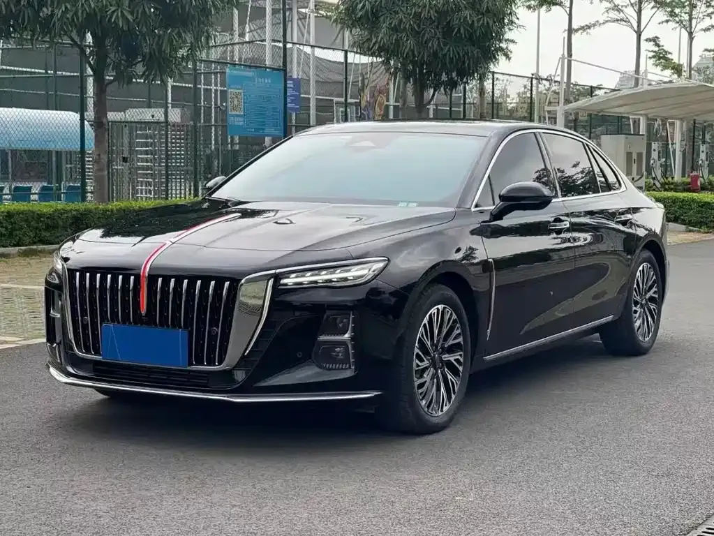 Hongqi H5 — фото 1