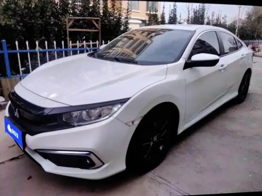 Honda Civic — фото 7