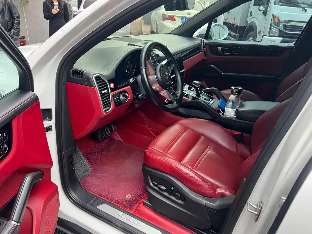 Porsche Cayenne 2023 из CN, фото 9