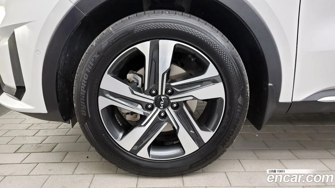 Kia Sorento — фото 3