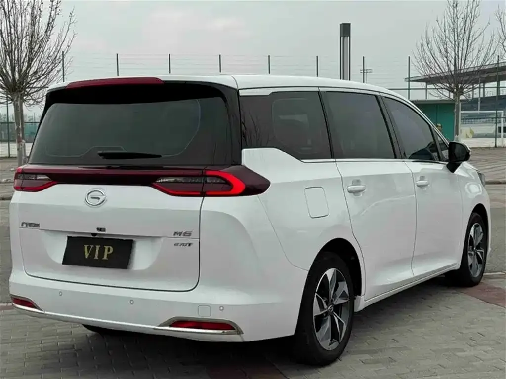 GAC Motor Trumpchi M6 — фото 10