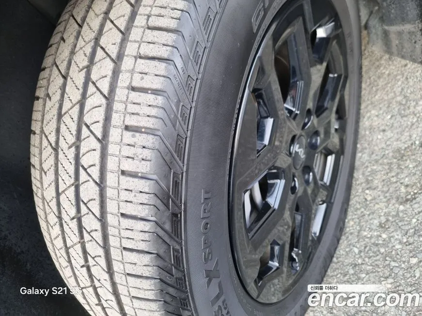 Kia Sorento — фото 10