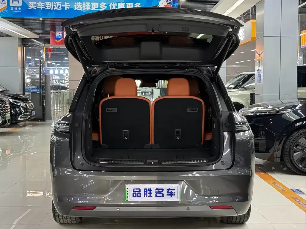 Li Auto L8 2024 из CN, фото 3