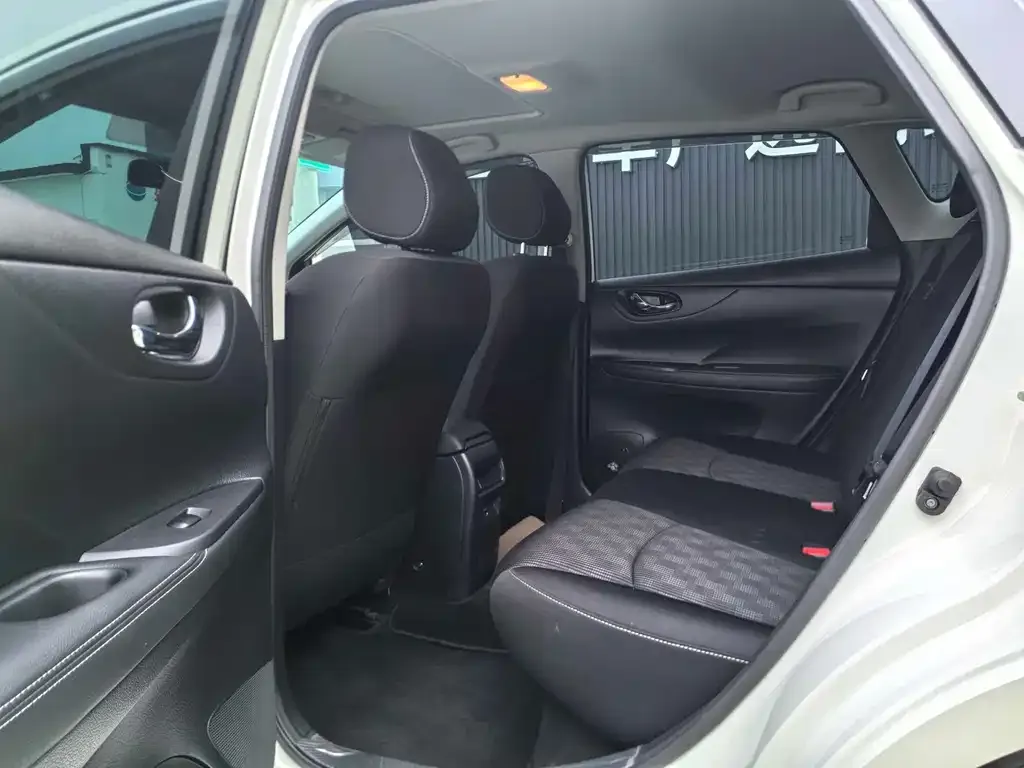 Nissan Tiida 2024 из CN, фото 6