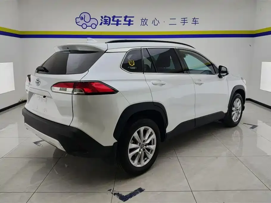 Toyota Corolla Cross — фото 3