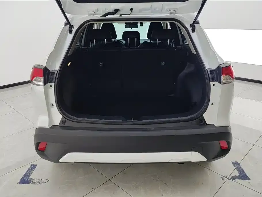 Toyota Corolla Cross — фото 2