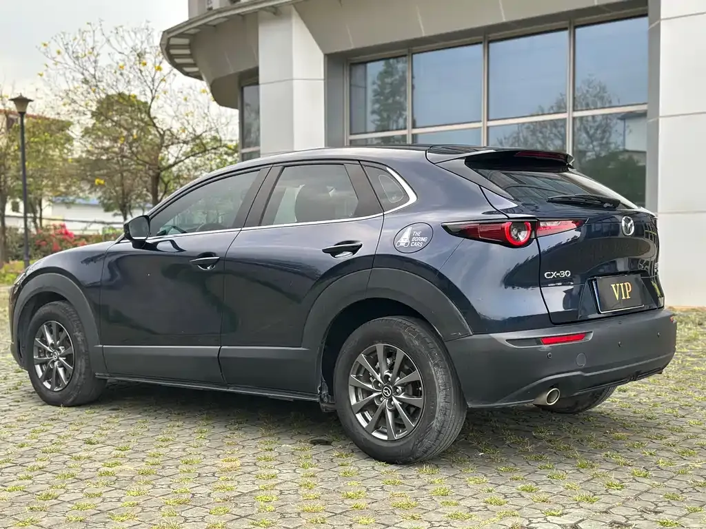 Mazda CX-30 — фото 4