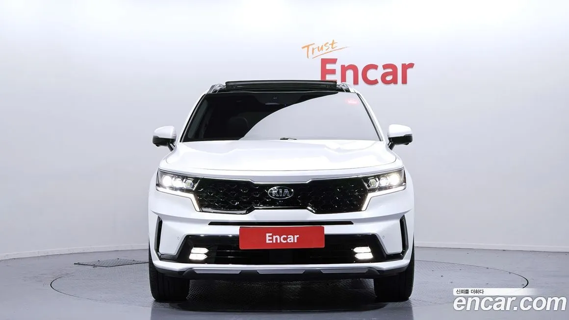 Kia Sorento — фото 5