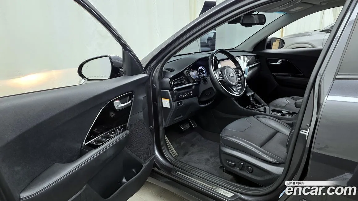 Kia Niro 2021 из KR, фото 3