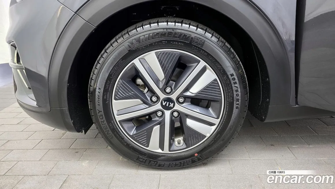 Kia Niro 2021 из KR, фото 2