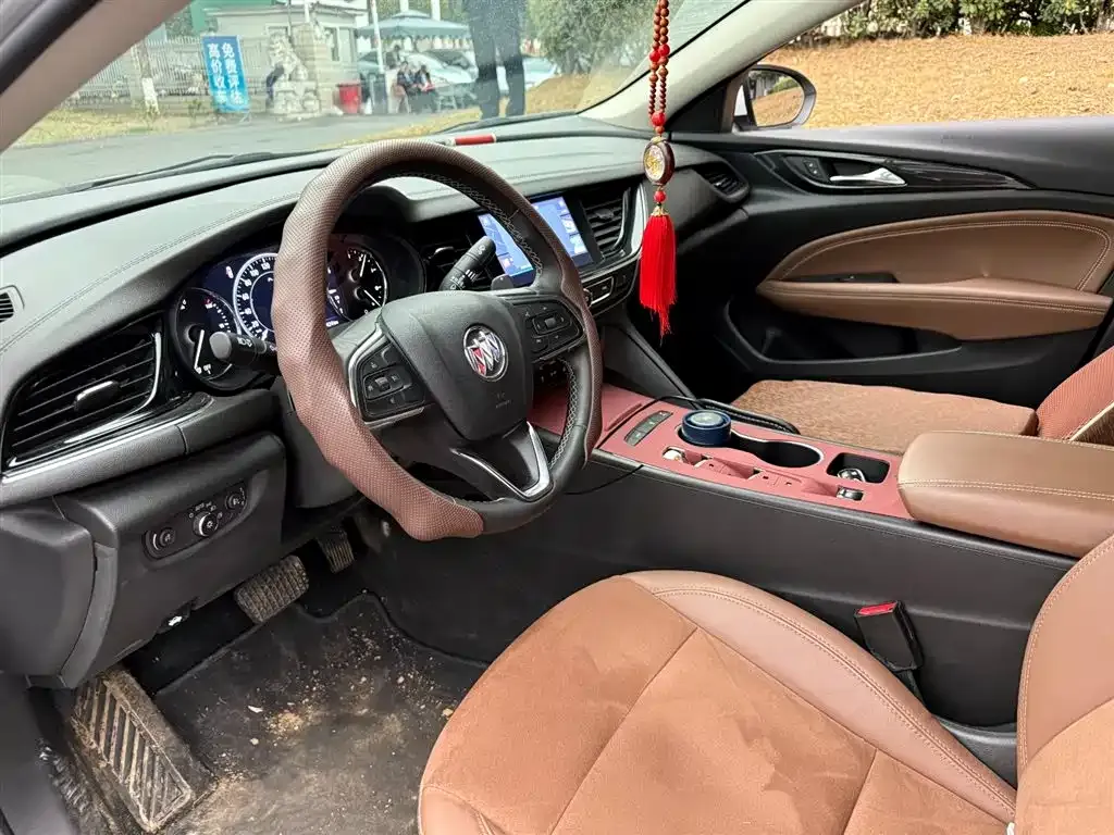 Buick Regal — фото 8