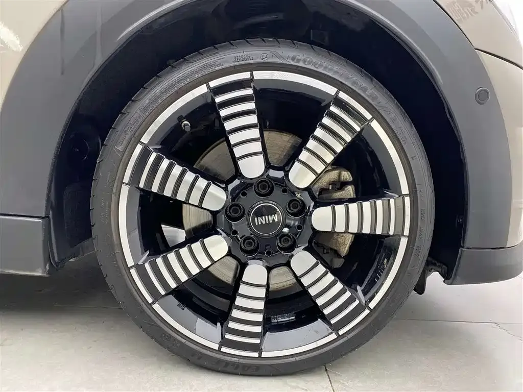 MINI Cooper (3-door) 2023 из CN, фото 5