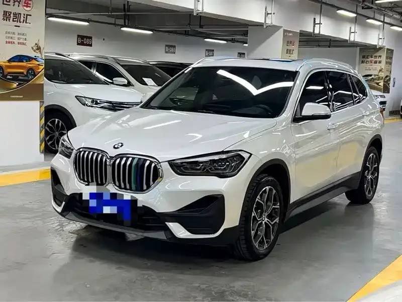 BMW X1 2022 из CN, фото 1