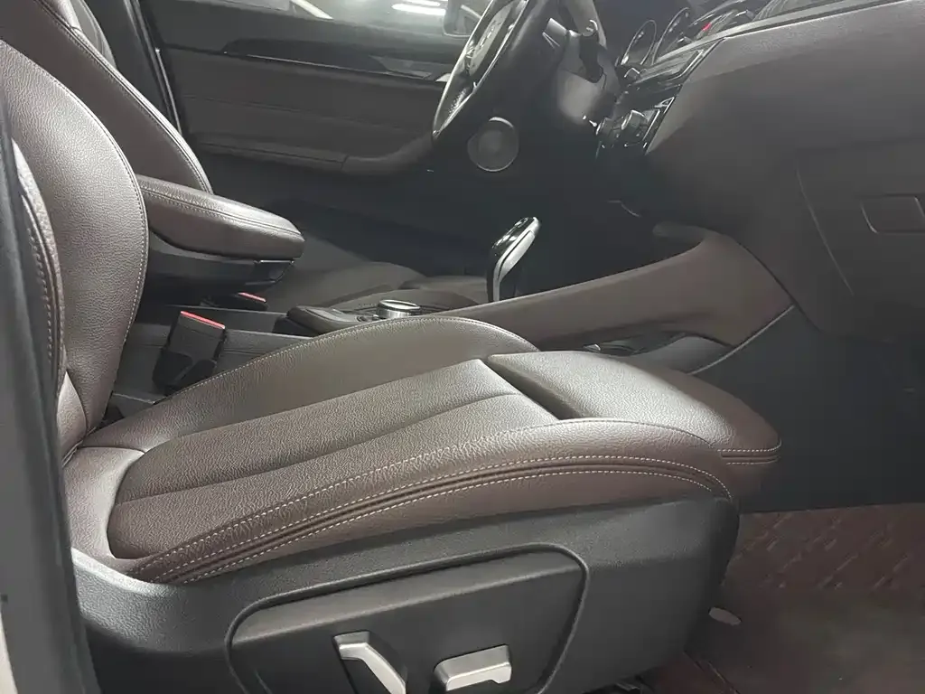 BMW X1 2022 из CN, фото 7