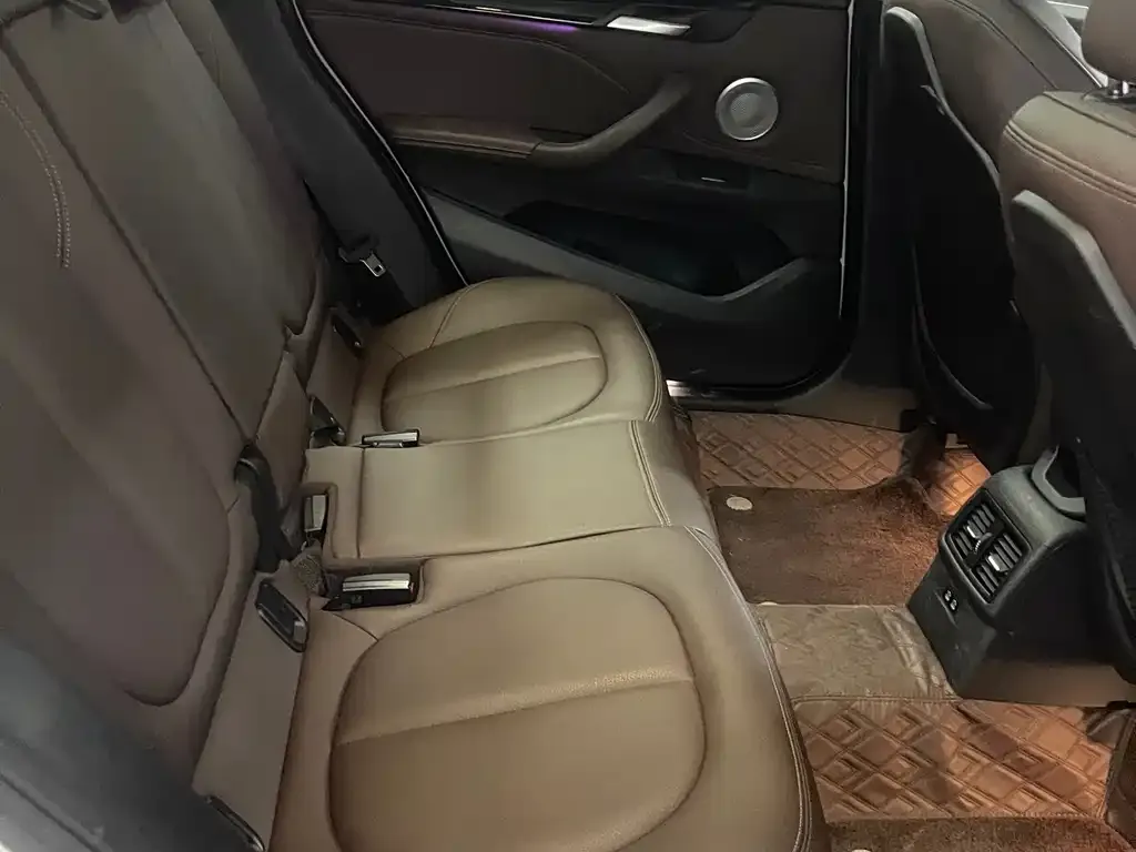 BMW X1 2022 из CN, фото 2