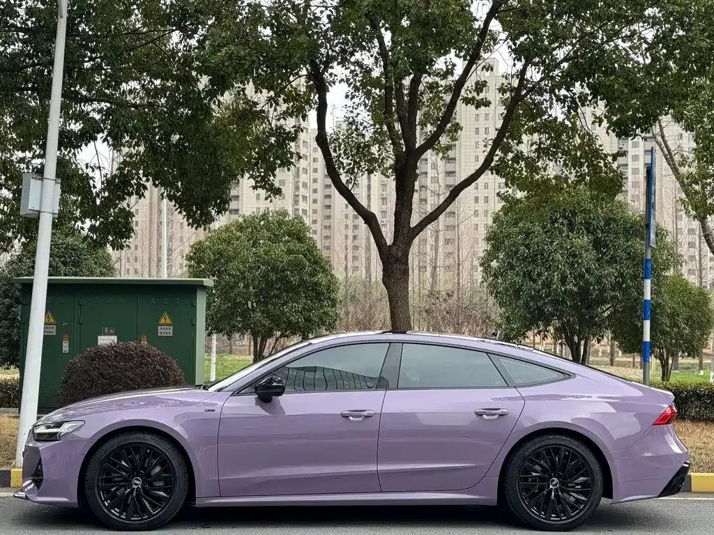 Audi A7 2021 из CN, фото 3
