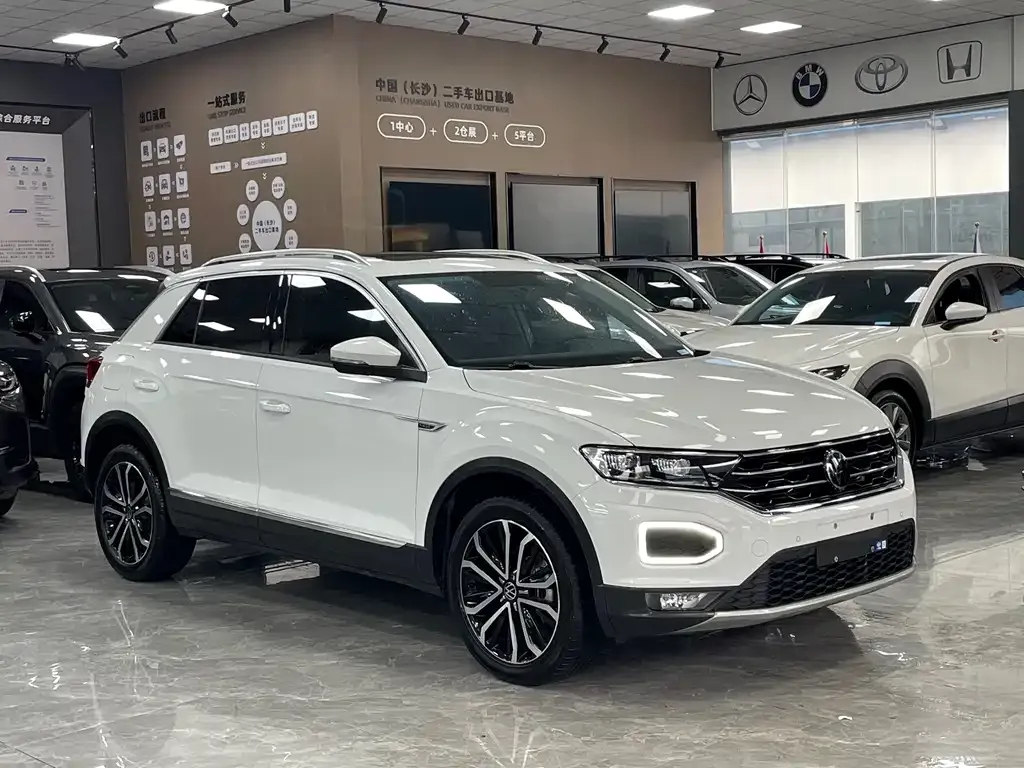 Volkswagen T-Roc 2023 из CN, фото 3