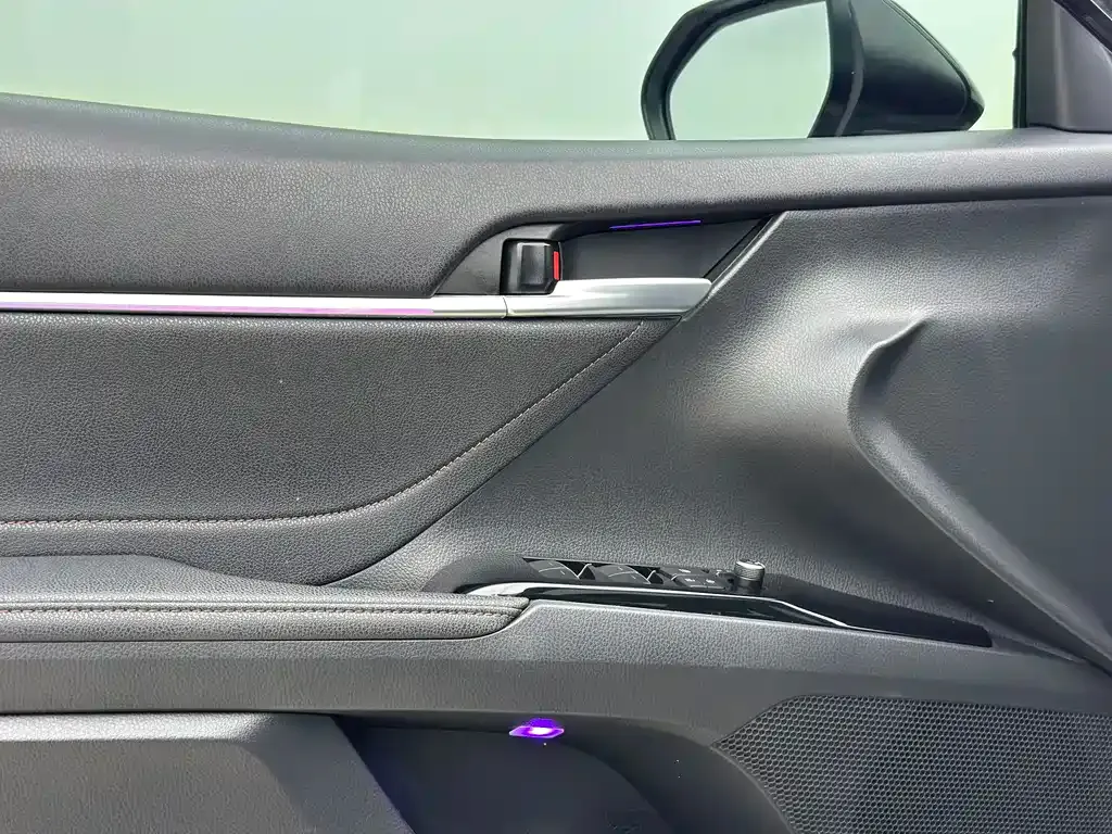 Toyota Camry 2022 из CN, фото 9