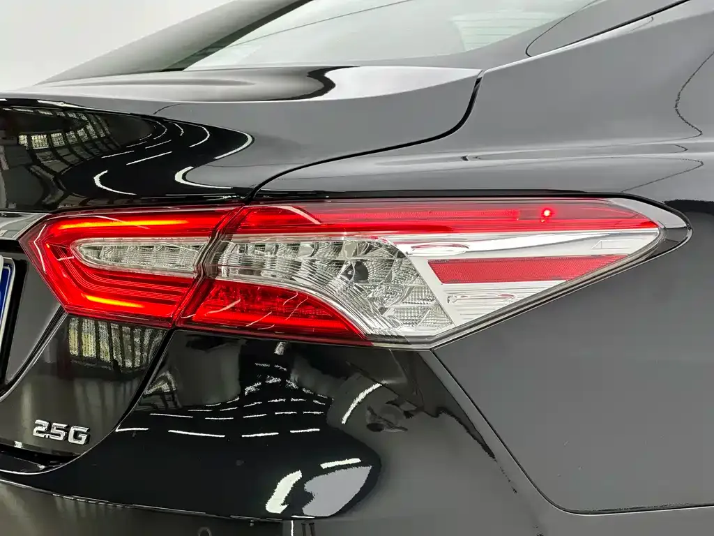 Toyota Camry 2022 из CN, фото 8