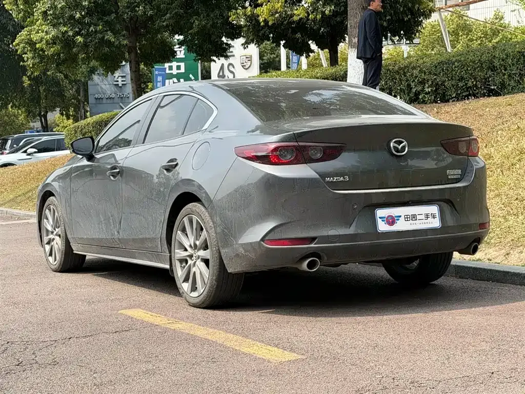 Mazda 3 Axela — фото 6