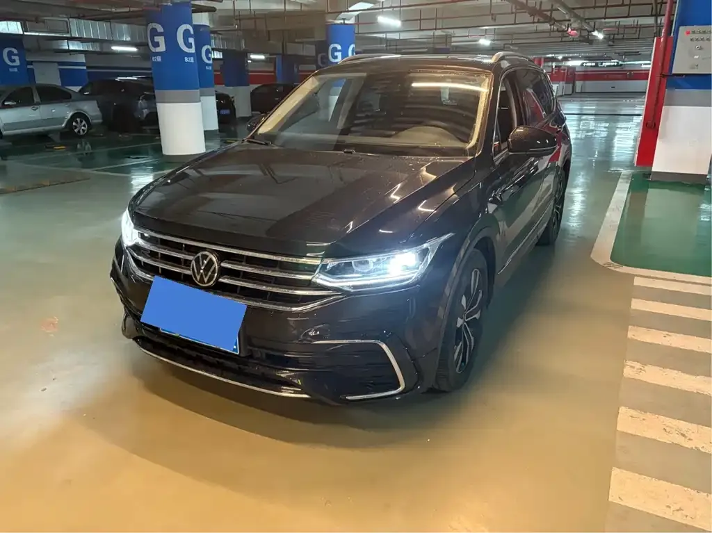 Volkswagen Tiguan L 2024 из CN, фото 6
