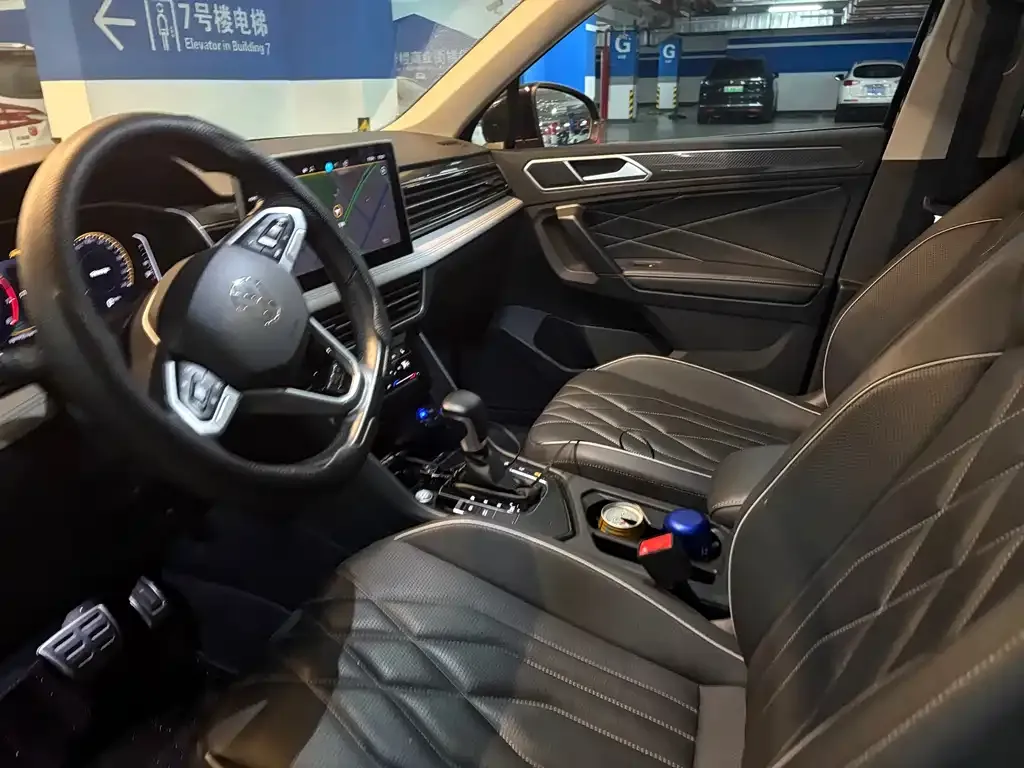 Volkswagen Tiguan L 2024 из CN, фото 8