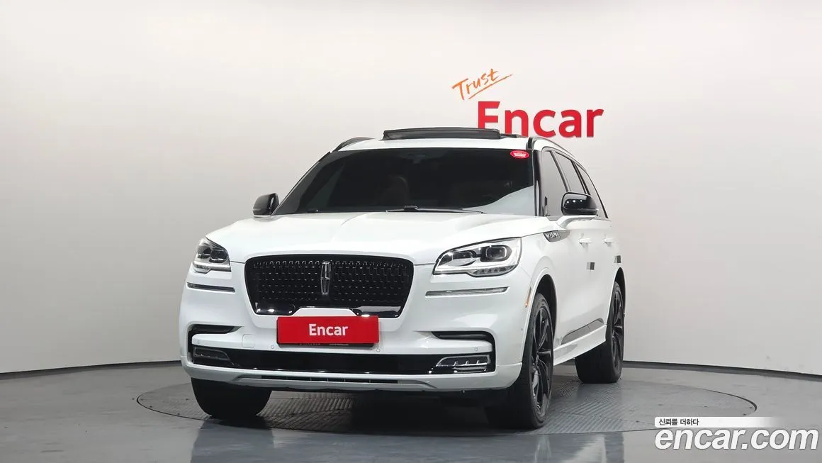 Lincoln Aviator 2023 из KR, фото 2