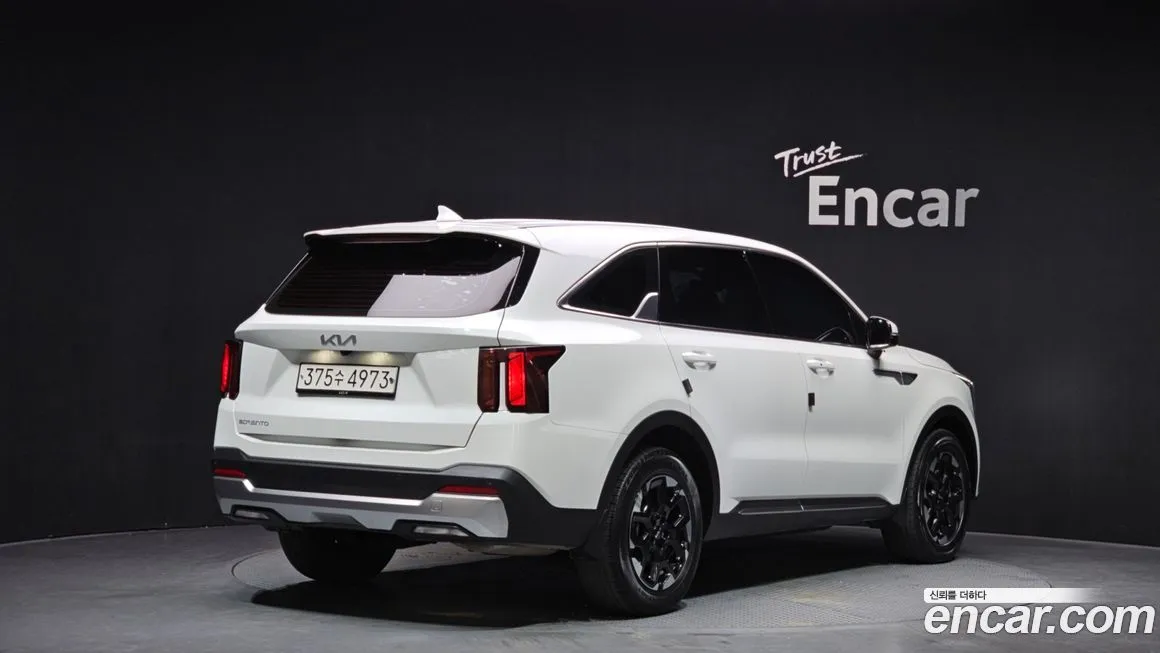 Kia Sorento — фото 3