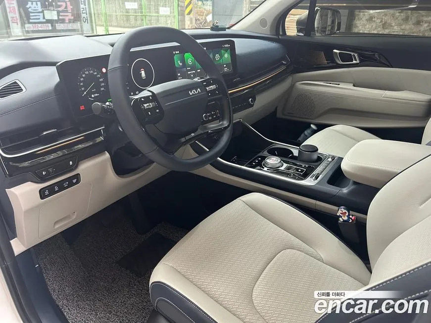 Kia Carnival — фото 10
