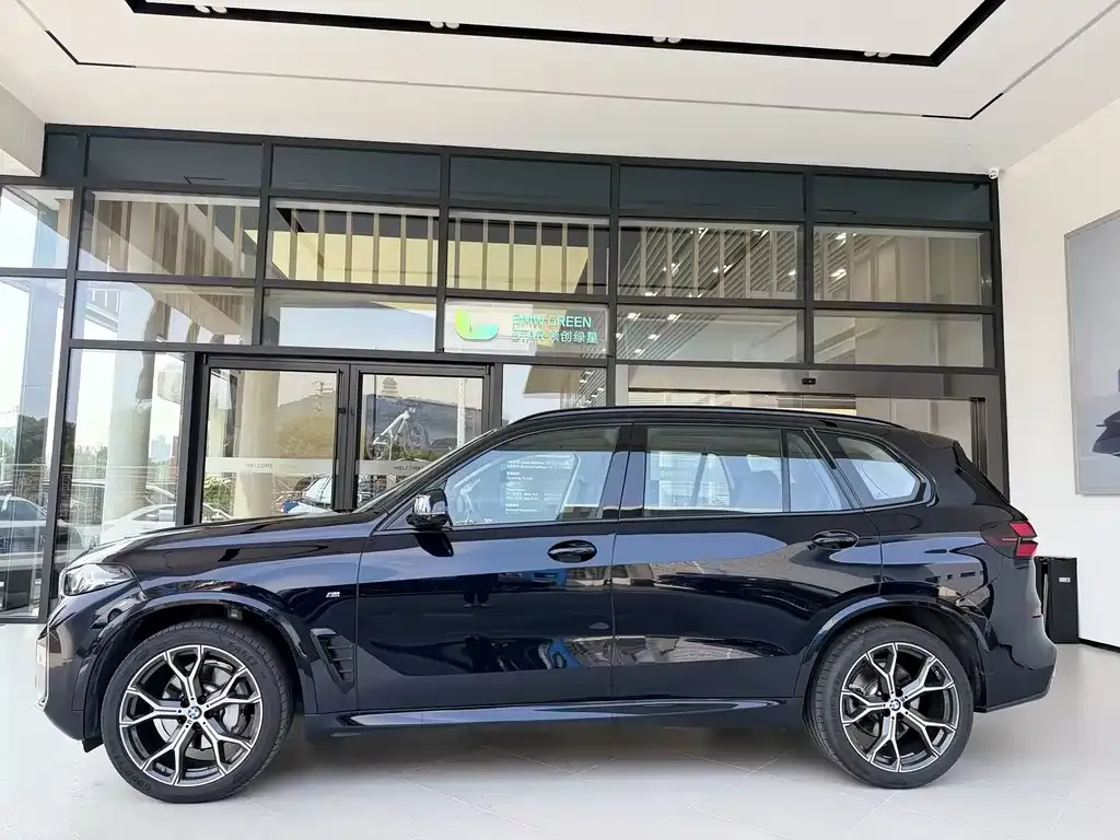 BMW X5 2025 из CN, фото 3