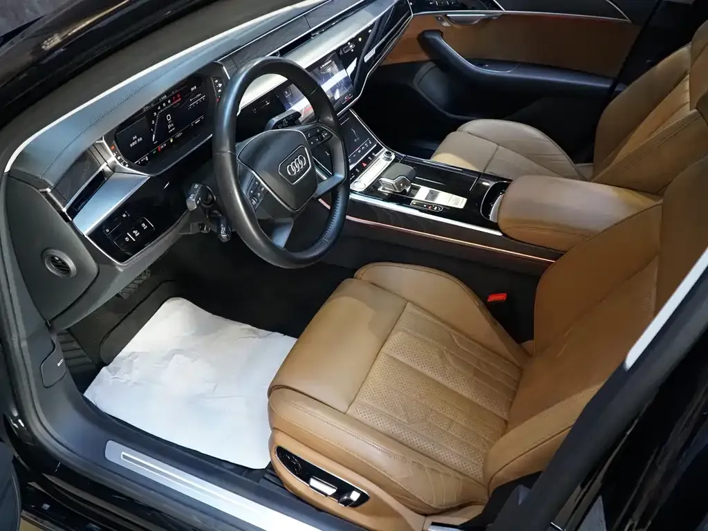 Audi A8 2021 из CN, фото 6