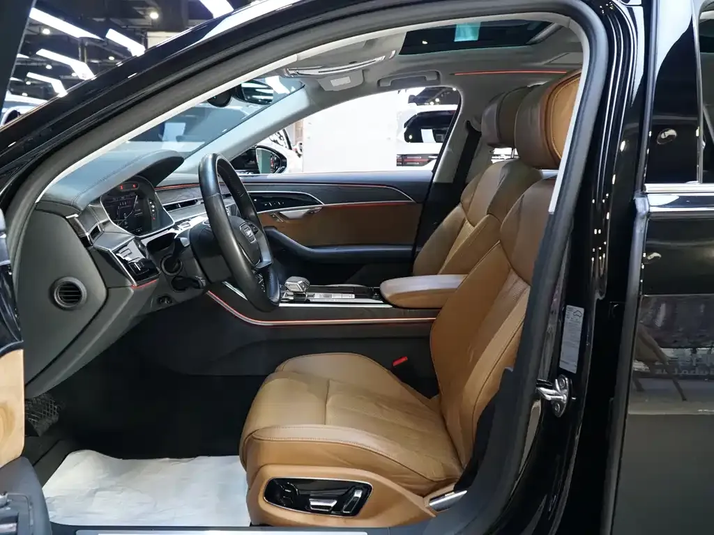 Audi A8 2021 из CN, фото 9