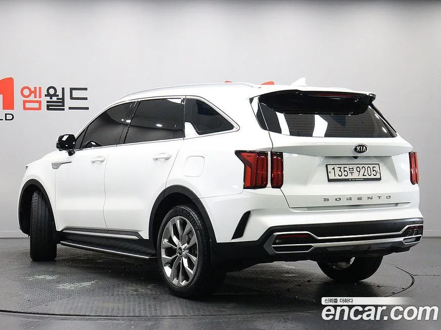 Kia Sorento — фото 8