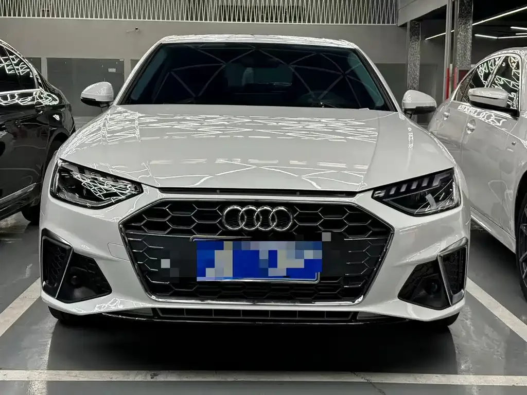 Audi A4L 2025 из CN, фото 2