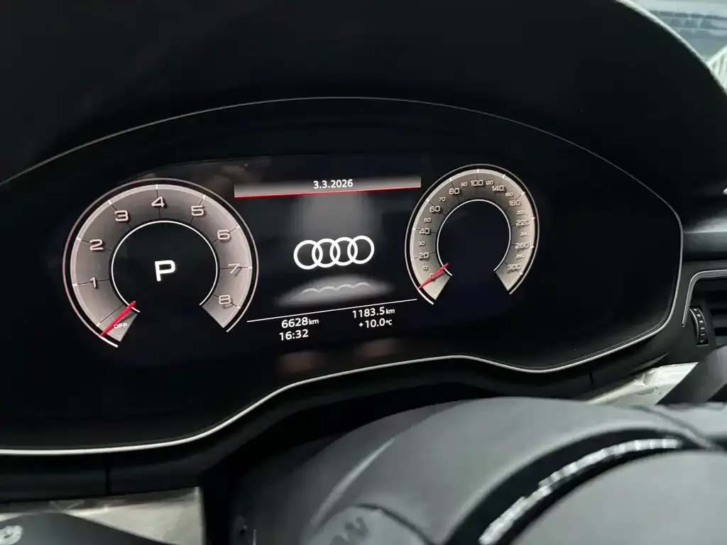Audi A4L 2025 из CN, фото 9