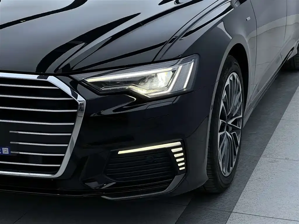 Audi A6L New Energy — фото 8