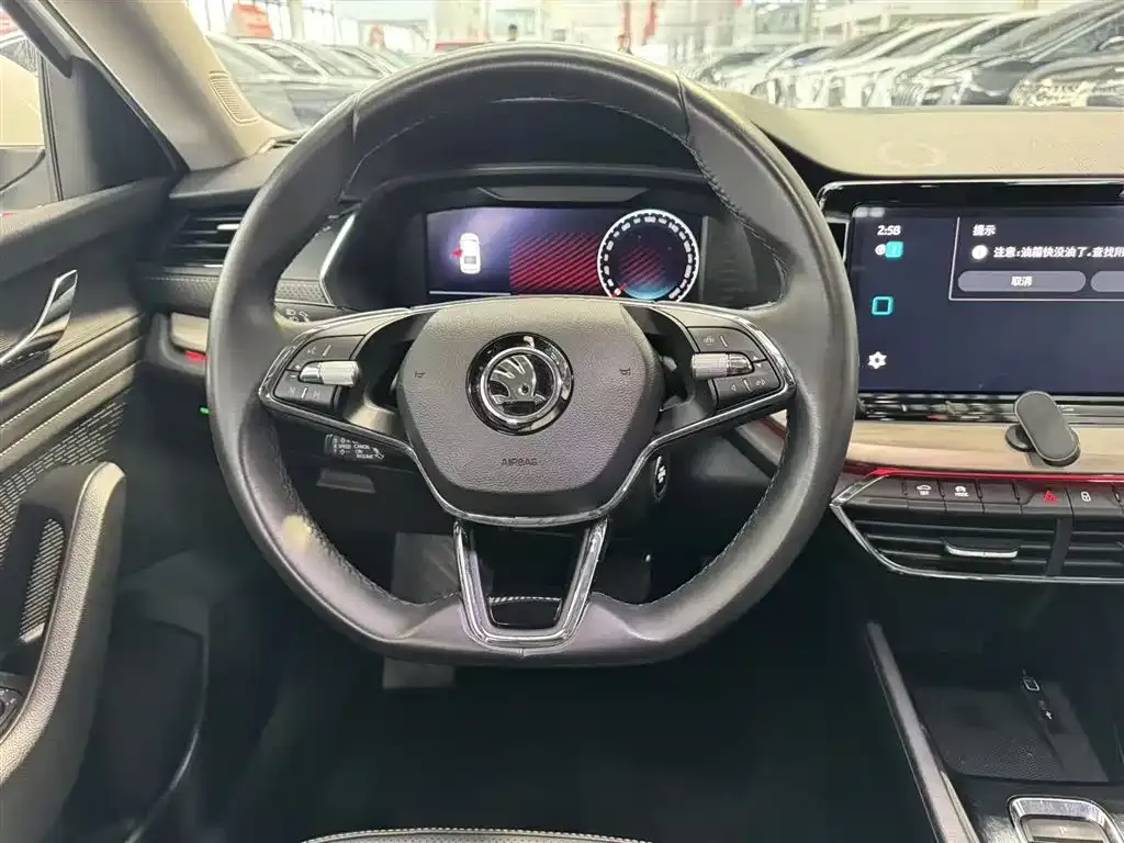 Skoda Octavia — фото 9