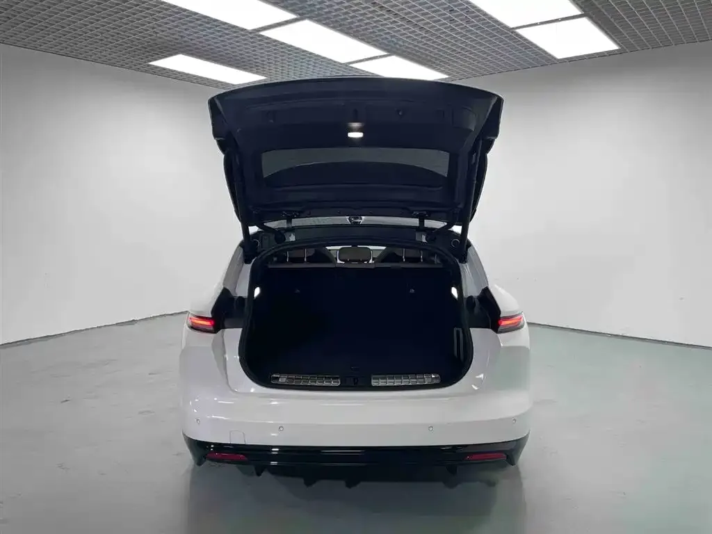 NIO ET5T 2025 из CN, фото 8