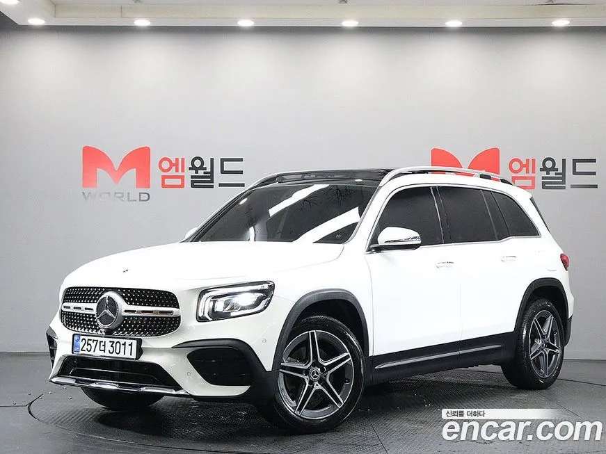Mercedes-Benz GLB-Class — фото 1