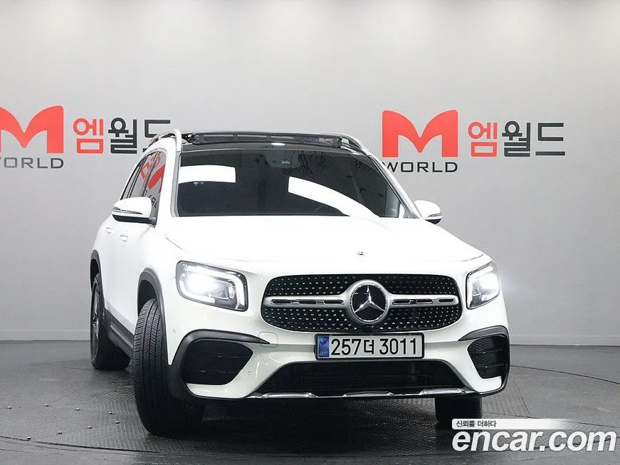 Mercedes-Benz GLB-Class — фото 7