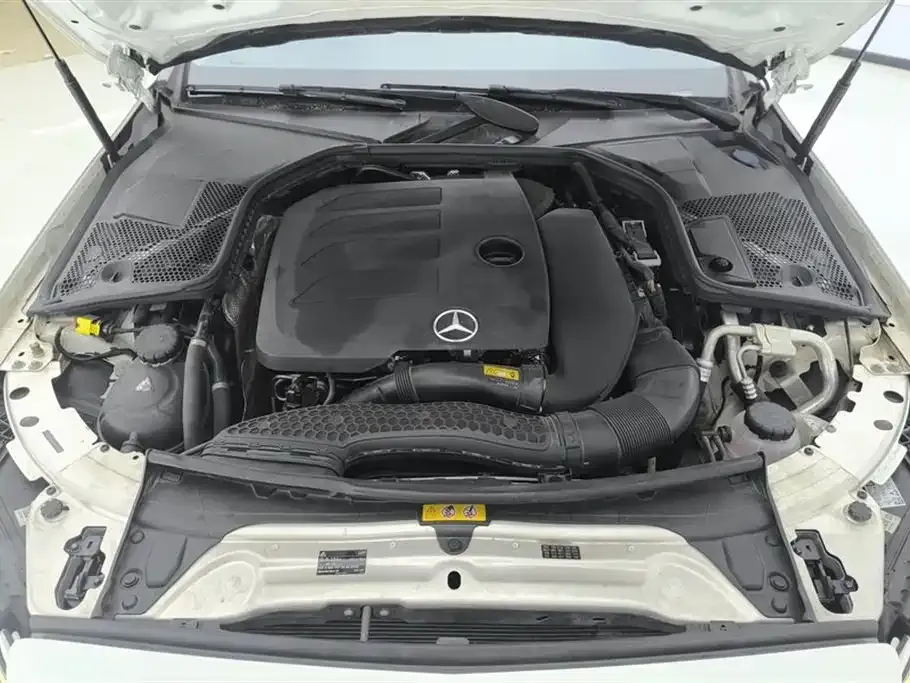 Mercedes-Benz C-Class — фото 10